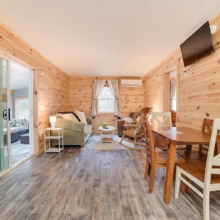 Scenic Evans Hideaway Steps To Lake Huron! Oscoda 외부 사진
